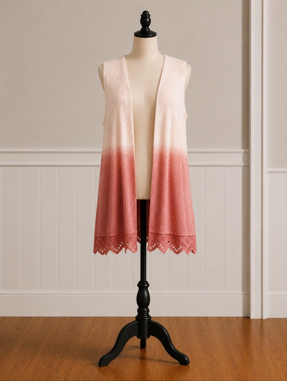 •Crescent Dip-Dye Open Front Knit Vest in Cream and Dusty Rose